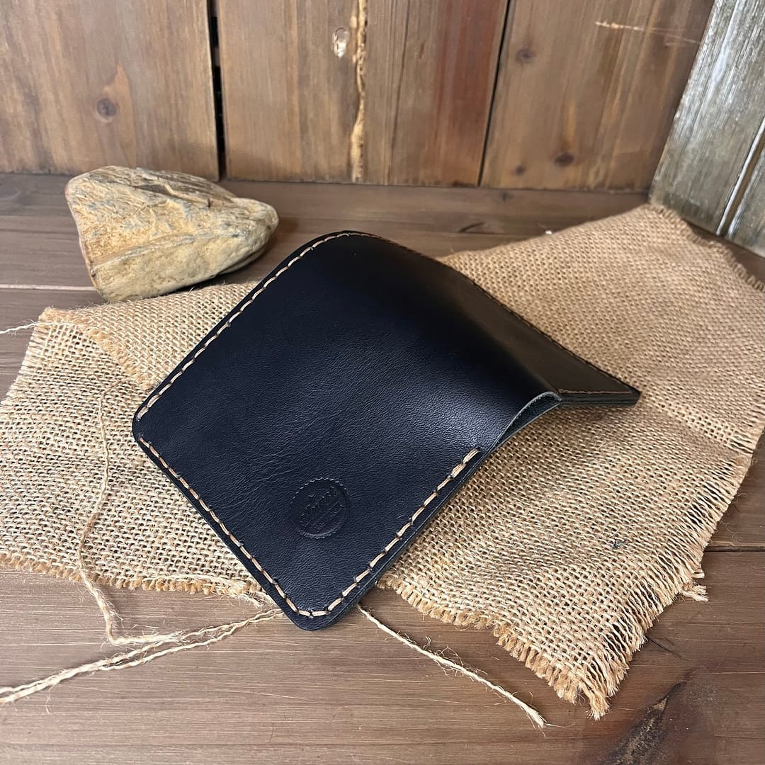 Classic Bifold - Image 3