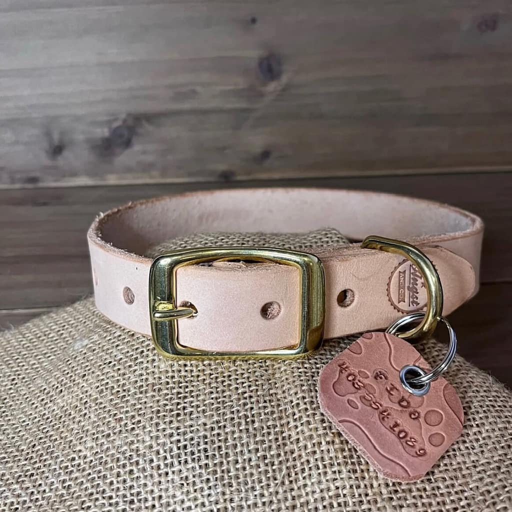 handmade full grain leather dog collar Canada